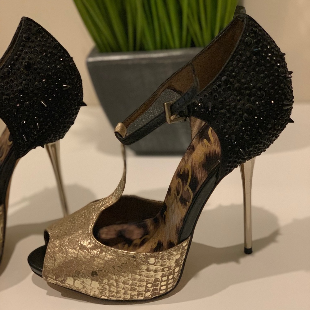 Sexy black/gold heels - Picture 3 of 6